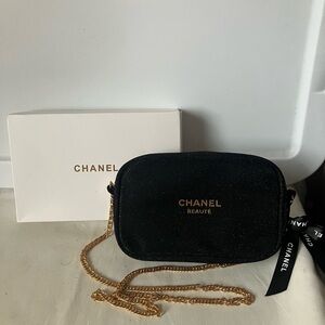 Chanel Beaute GWP Cosmetic Makeup Case Bag Glitter Black Gold Chain In Box New